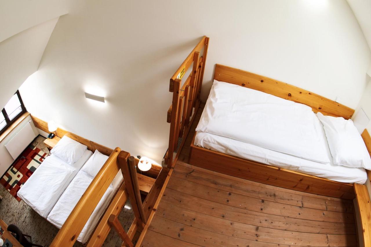 Hotel Slunecni Dvur Брно Экстерьер фото